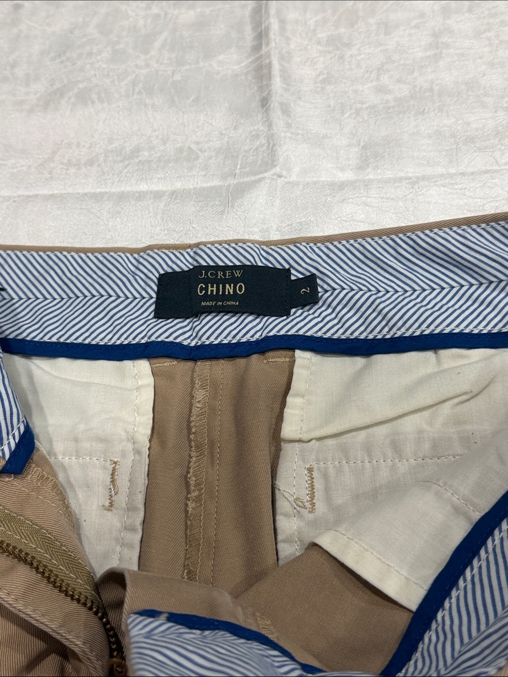 J.Crew Chino Shorts Size 2 Khaki Tan Preppy Coastal Summer Classic - Picture 3 of 6